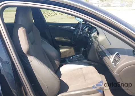 2011 Audi S4 3.0 Premium Plus z USA, uszkodzony, nr VIN WAUKGAFLXBA009648